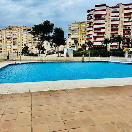 Modern Apartment Steps From The Beach Торрокс-Коста Экстерьер фото